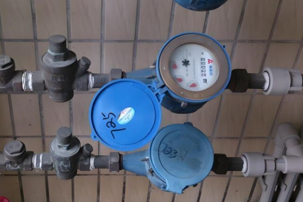 電子遠傳水表選購技巧，30年水表專家經驗總結！